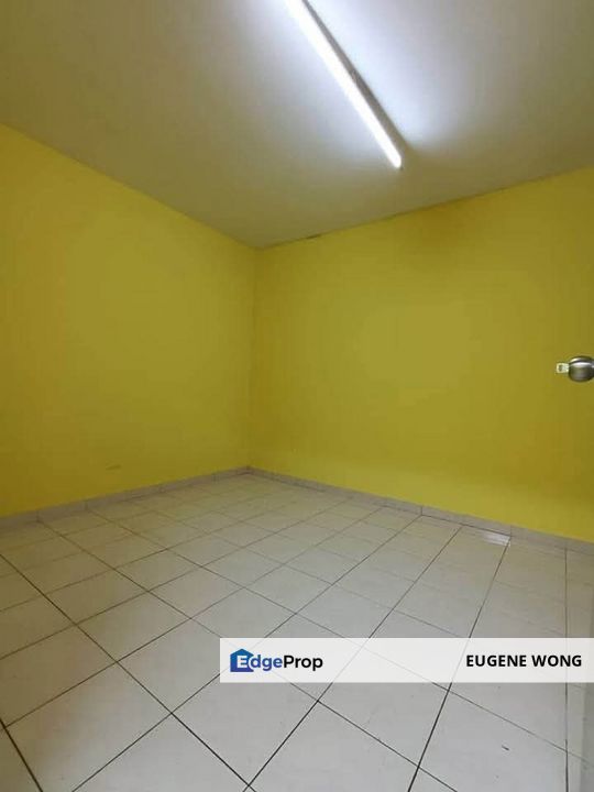Bandar Selesa Jaya Shop Apartment 3Rooms 2Baths Unit For Rent, Johor, Skudai