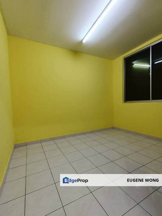 Bandar Selesa Jaya Shop Apartment 3Rooms 2Baths Unit For Rent, Johor, Skudai