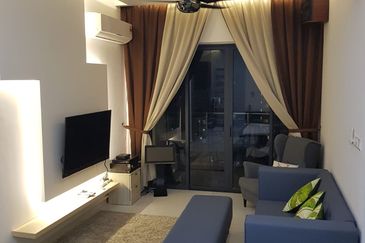 Baypoint @ Country Garden Danga Bay