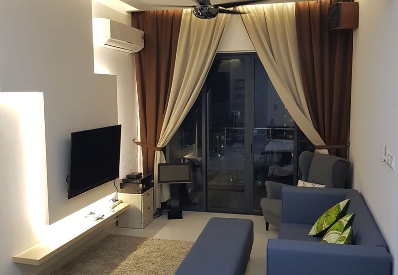 Baypoint @ Country Garden Danga Bay