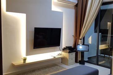 Baypoint @ Country Garden Danga Bay