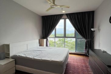 Somerset Puteri Harbour