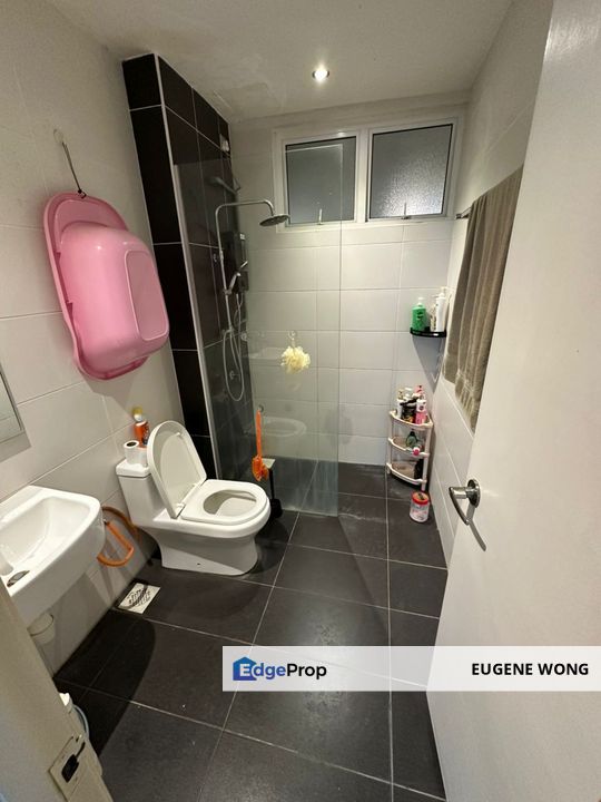 Twin Danga Residence 3Rooms 2Baths Seaview Renovated Unit For Sale, Johor, Johor Bahru