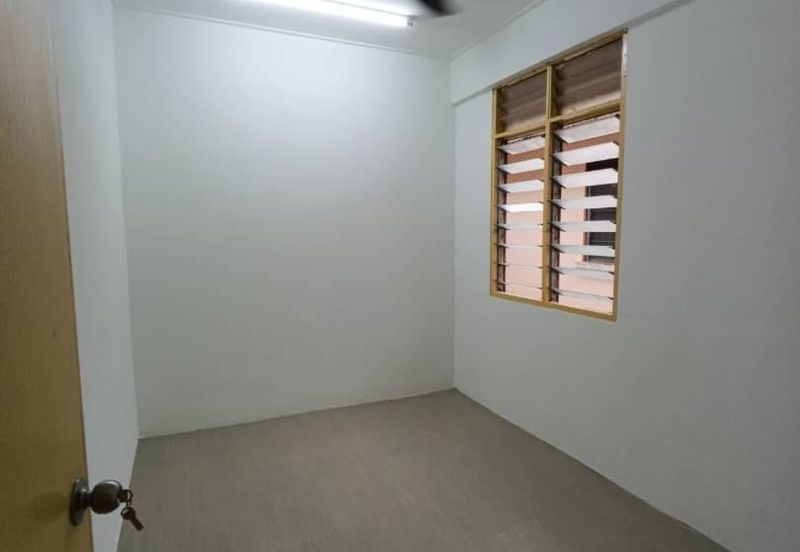 Taman Sri Pulai Perdana