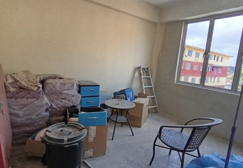 Flat Temenggong, Bandar Indahpura