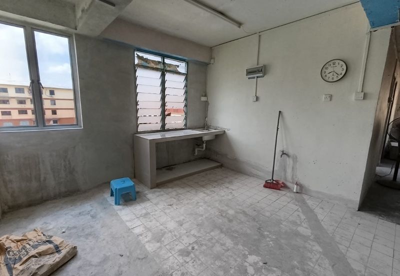 Flat Temenggong, Bandar Indahpura