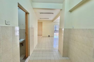 Pangsapuri Damai Mewah B