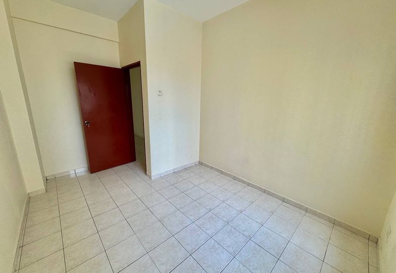 Pangsapuri Damai Mewah B