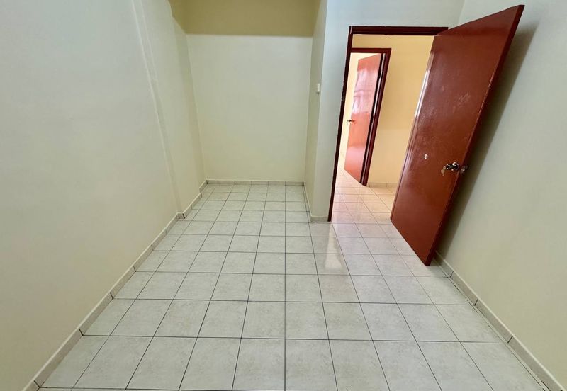 Pangsapuri Damai Mewah B