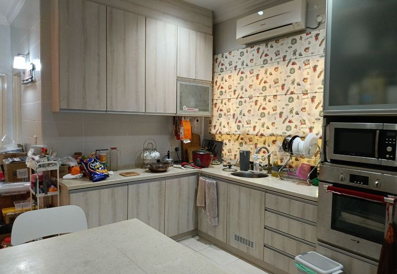 BANDAR ENSTEK (JENTAYU)