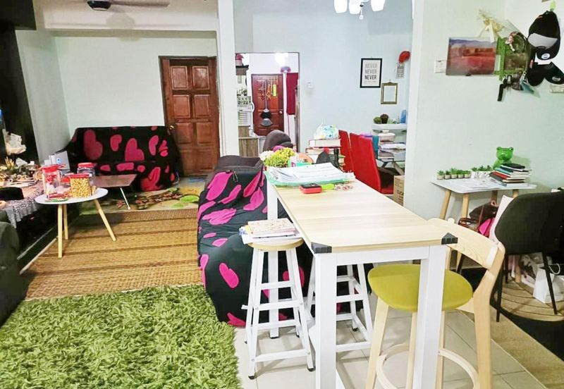 [Renovated] Double Storey La-Cottage Taman Putra Perdana Puchong