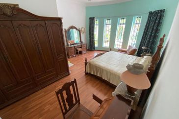 Jalan Bukit Mahkota 9 