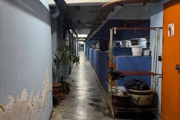 Sri Rakyat Apartment