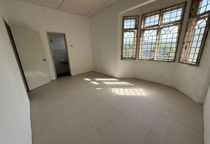 Taman Lestari Puchong