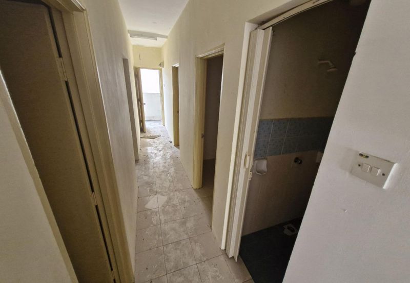 Residensi Bistaria, Ukay Bistari