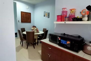 Bungalow single storey Taman Sri Impian Kluang Johor 