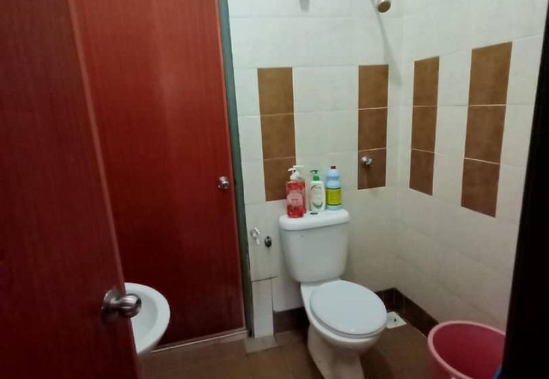 Bungalow single storey Taman Sri Impian Kluang Johor 