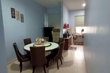 Bungalow single storey Taman Sri Impian Kluang Johor 