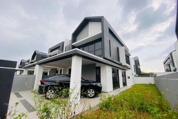 Casablanca 1 @ Alam Impian