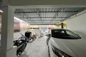 Persiaran Puncak Alam 2 