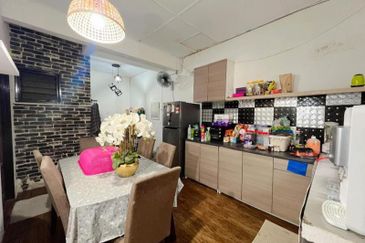 Persiaran Puncak Alam 2 