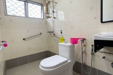 Seksyen 3, Shah Alam