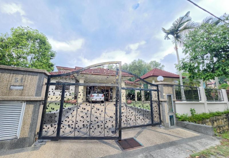  Double Storey BIG BUNGALOW Puncak Alam with GREEN & PEACEFUL ENVIRONMENT area