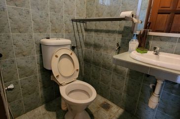  Double Storey BIG BUNGALOW Puncak Alam with GREEN & PEACEFUL ENVIRONMENT area