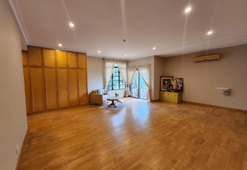  Double Storey BIG BUNGALOW Puncak Alam with GREEN & PEACEFUL ENVIRONMENT area