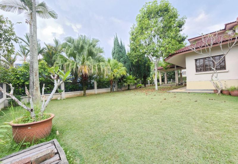  Double Storey BIG BUNGALOW Puncak Alam with GREEN & PEACEFUL ENVIRONMENT area