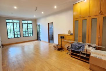  Double Storey BIG BUNGALOW Puncak Alam with GREEN & PEACEFUL ENVIRONMENT area