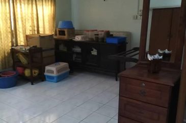 HARGA TER-MURAH, DOUBLE STOREY SEMI-D, JALAN KERUING, SHAH ALAM.