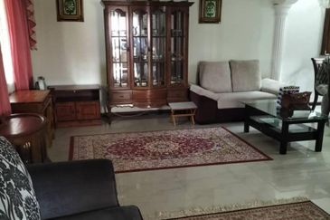 HARGA TER-MURAH, DOUBLE STOREY SEMI-D, JALAN KERUING, SHAH ALAM.