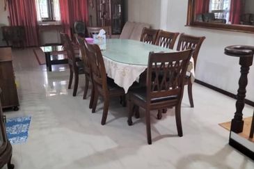 HARGA TER-MURAH, DOUBLE STOREY SEMI-D, JALAN KERUING, SHAH ALAM.