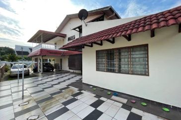 HARGA TER-MURAH, DOUBLE STOREY SEMI-D, JALAN KERUING, SHAH ALAM.