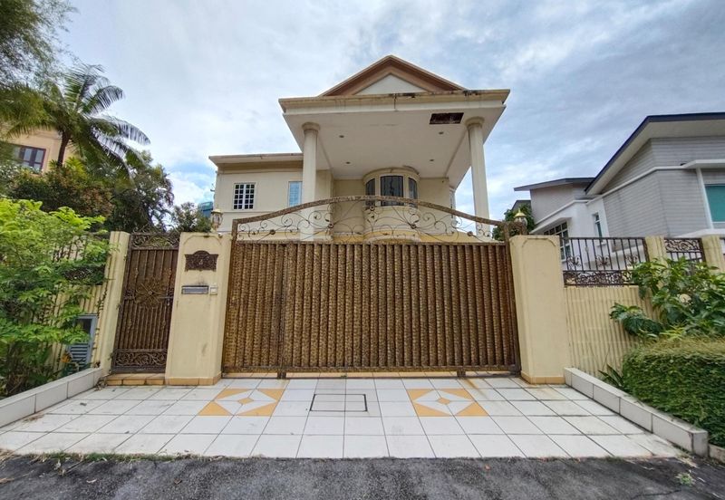 Double storey Bungalow House with furnished, Jalan Cecawi 6/14, Kota Damansara