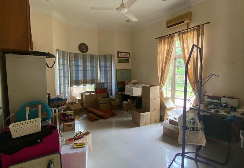 Double storey Bungalow House with furnished, Jalan Cecawi 6/14, Kota Damansara