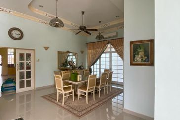 Double storey Bungalow House with furnished, Jalan Cecawi 6/14, Kota Damansara