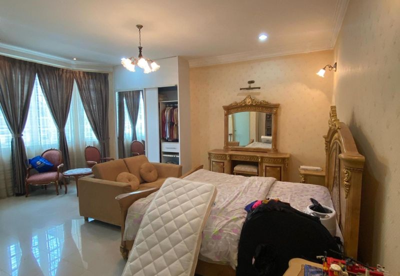 Double storey Bungalow House with furnished, Jalan Cecawi 6/14, Kota Damansara