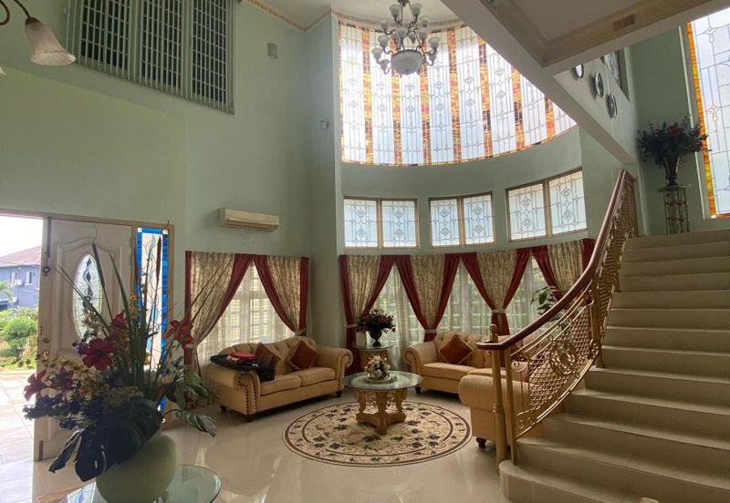 Double storey Bungalow House with furnished, Jalan Cecawi 6/14, Kota Damansara