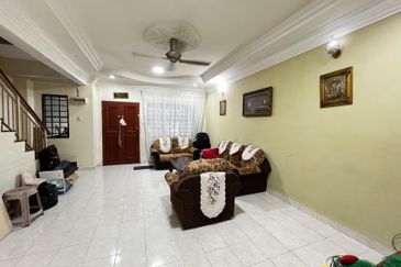 Taman Tasik Semenyih (Lake Residence)