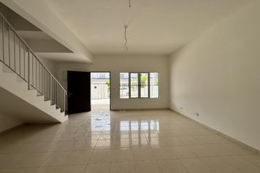 Bandar Baru Salak Tinggi