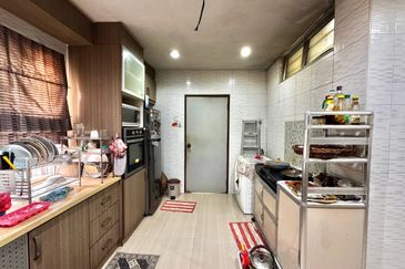 Seksyen 8, Kota Damansara