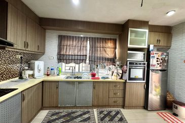 Seksyen 8, Kota Damansara