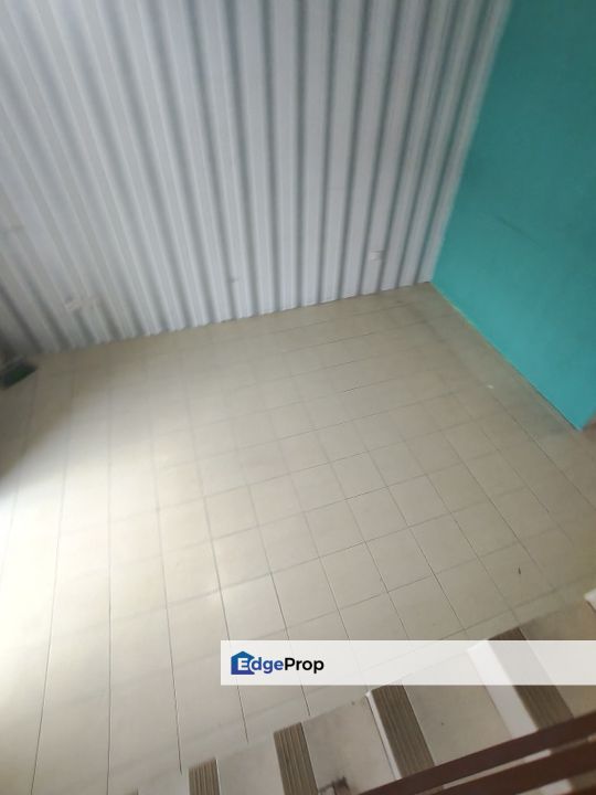 Double Storey Taman Bunga Raya Salak Tinggi , Selangor, Sepang