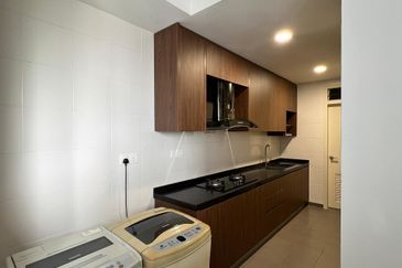 SERI RIANA RESIDENCE, WANGSA MAJU