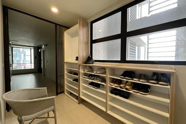 SERI RIANA RESIDENCE, WANGSA MAJU