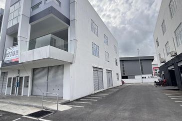 Suria Industrial Park (SIP)