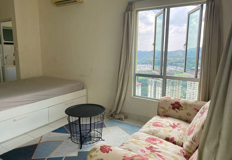 Metropolitan Square Condo