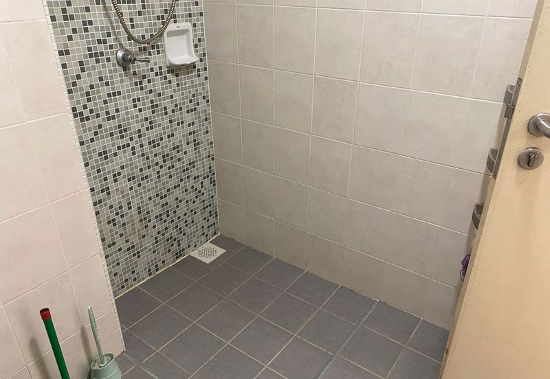 Metropolitan Square Condo